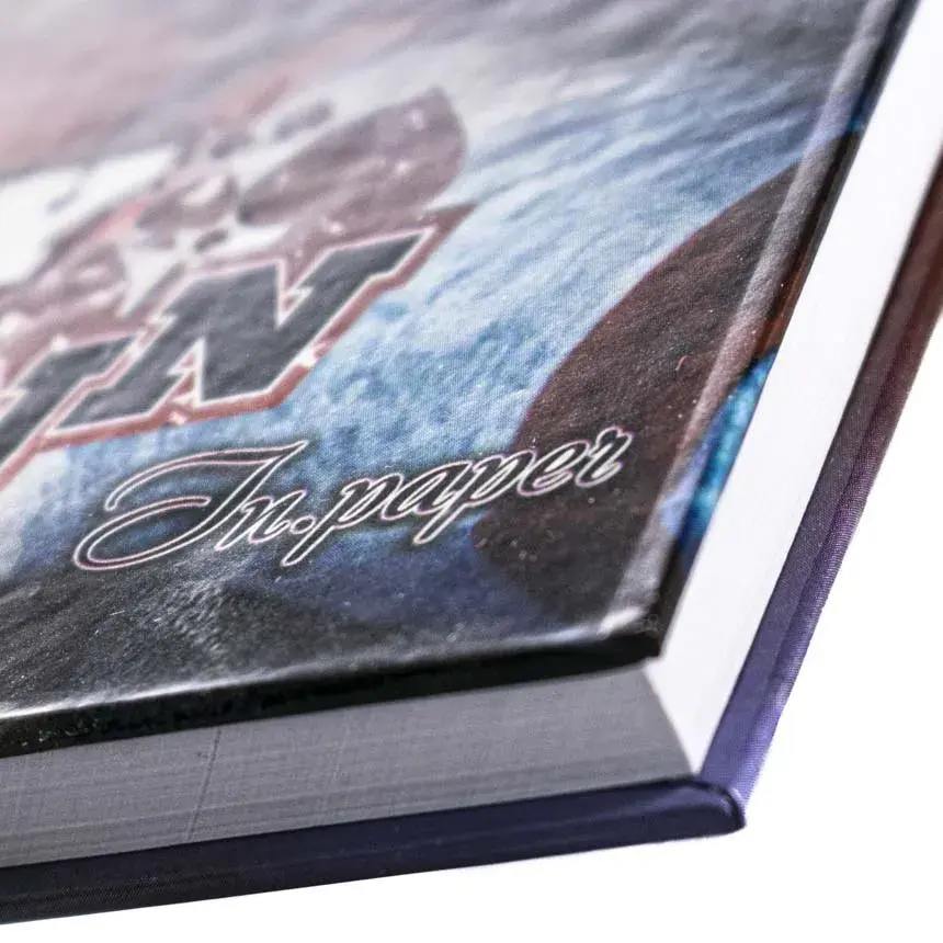 cuaderno-cosido-artesanal-medio-oficio-inmapel-margen-rojo-100h-10u-672.webp