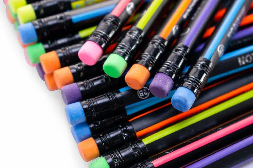 lapiz-negro-2b-carboncillo-con-borrador-madison-de-50u-4.webp
