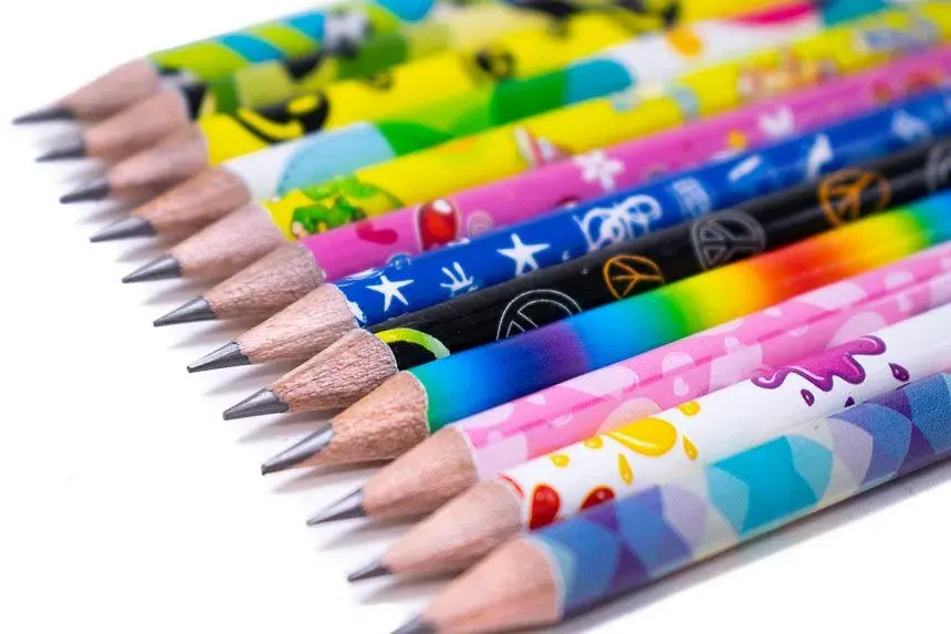 lapiz-negro-fantasia-2b-artesco-12pcs-154.webp