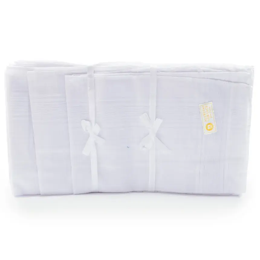 pañuelo-blanco-bordado-1g.webp